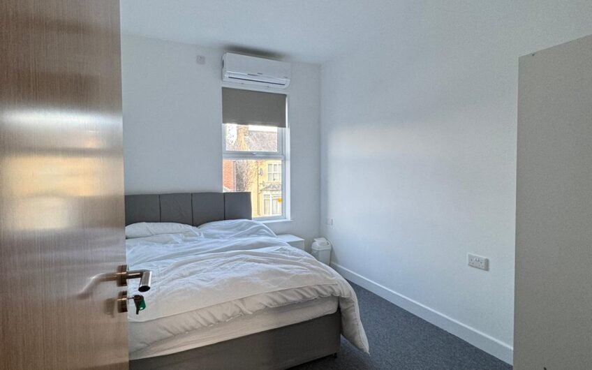 En-Suite Room Avaialble in Luton, LU3!!!