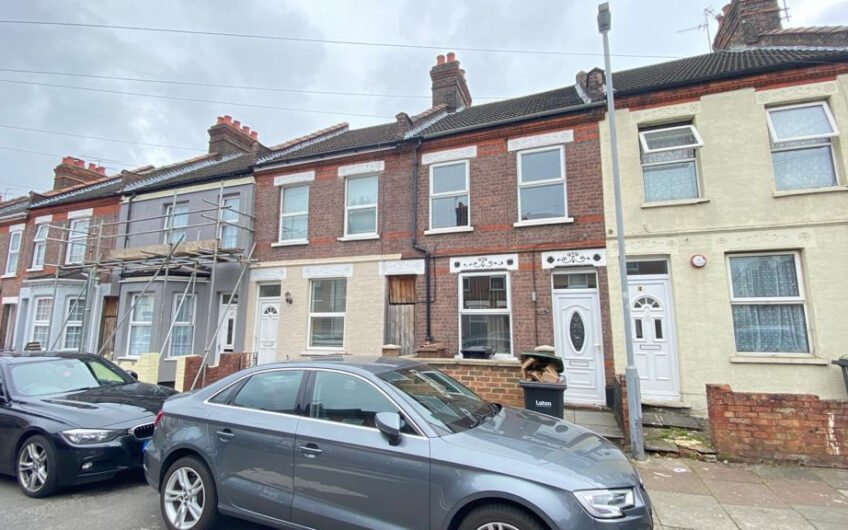 2 Bedroom Terraced House in Luton, LU1!!!