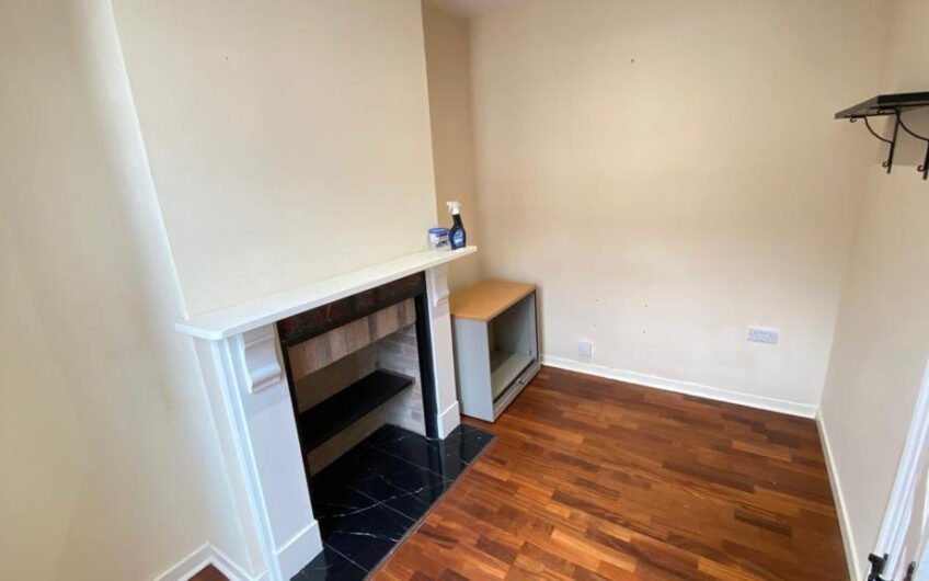 2 Bedroom Terraced House in Luton, LU1!!!