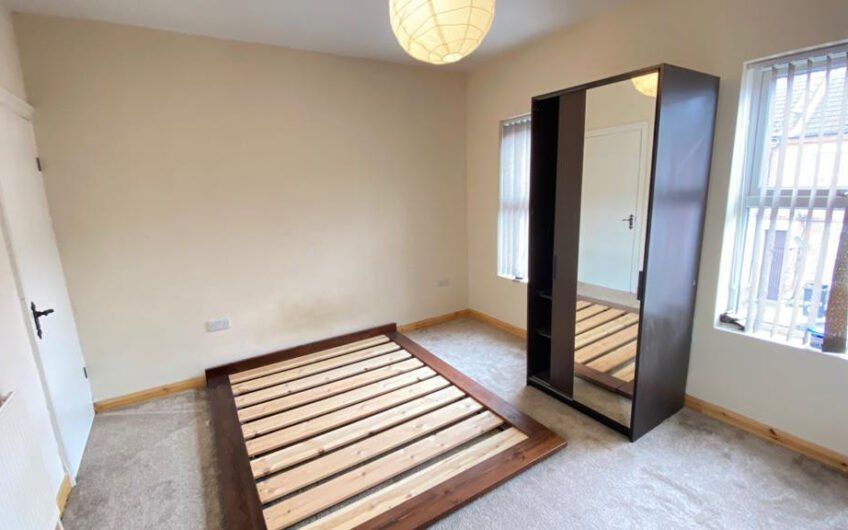 2 Bedroom Terraced House in Luton, LU1!!!