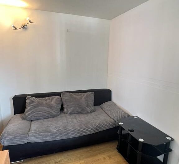 1 Bedroom Flat Available For Rent in Luton, LU4!!!!