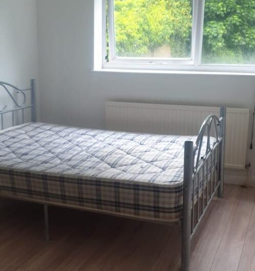 2 Bed Flat Available For Rent in Luton, LU1!!!