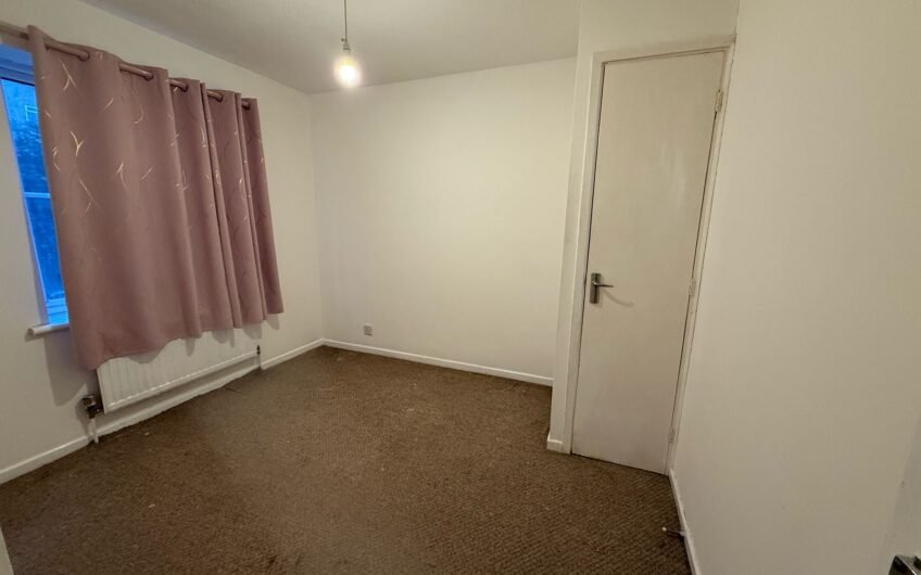 2 Bedroom Flat available for Rent in Duntable, LU6!!!