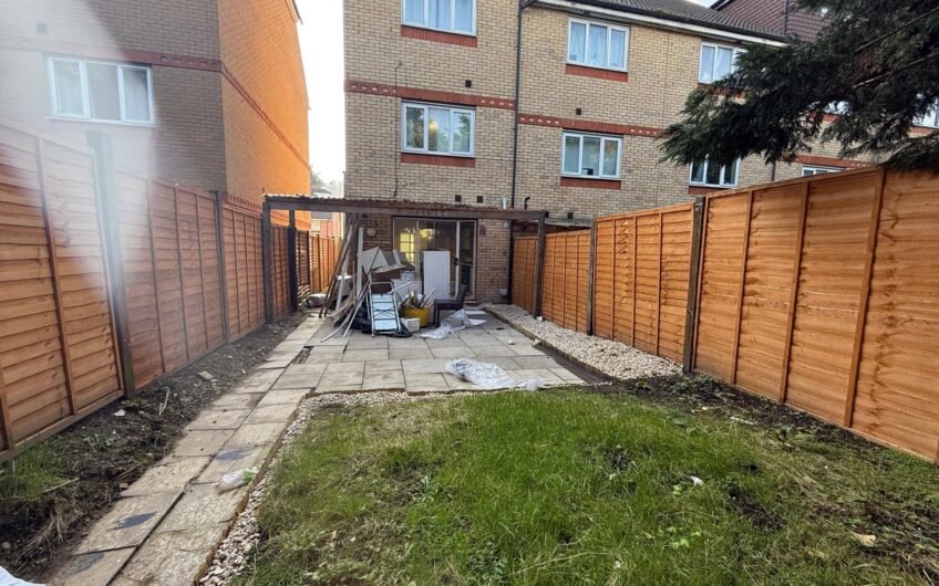 4 Bedroom 3 bathroom Semi-detached House available for Sale in Luton LU1!!!