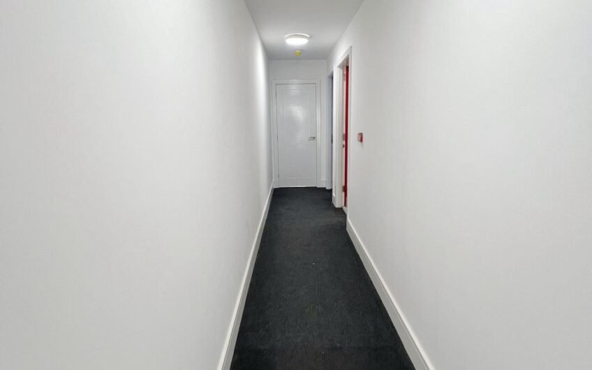Studio Flat available for Rent in Luton, LU4!!!
