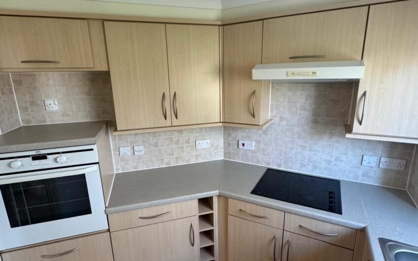 1-Bedroom Flat Available for Rent in TN8!!!