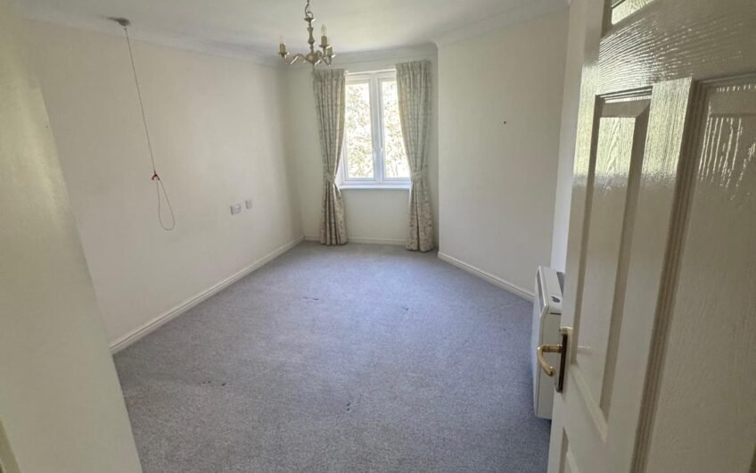 1-Bedroom Flat Available for Rent in TN8!!!