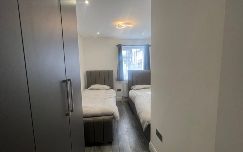 2 Bedrooms Flat available for Rent in Luton, LU2!!!