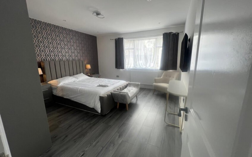 2 Bedrooms Flat available for Rent in Luton, LU2!!!