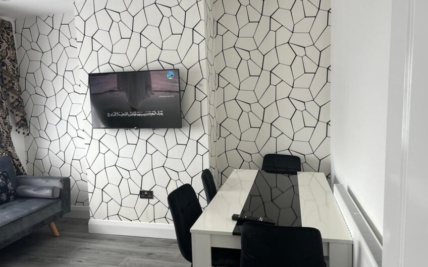 2 Bedrooms Flat available for Rent in Luton, LU2!!!