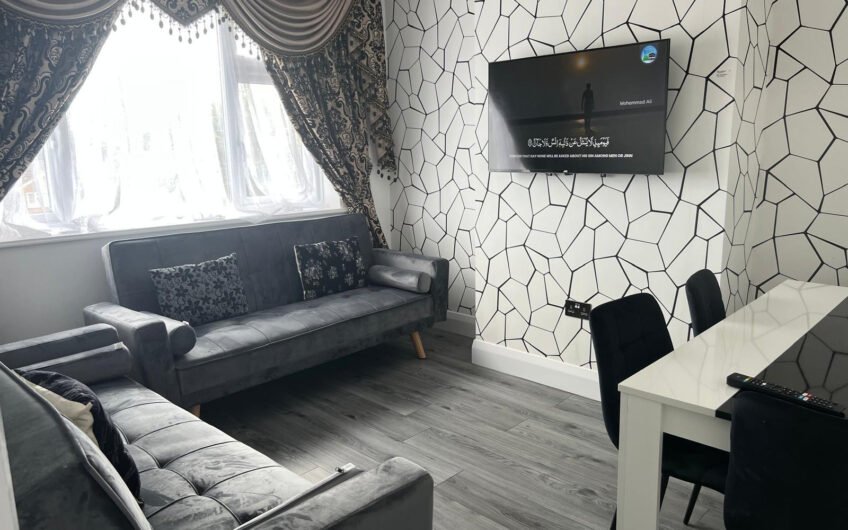 2 Bedrooms Flat available for Rent in Luton, LU2!!!
