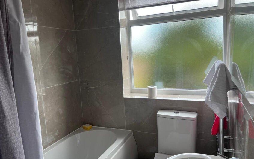 2 Bedrooms Flat available for Rent in Luton, LU2!!!
