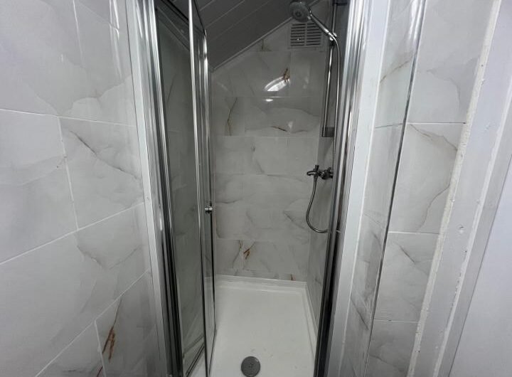 HMO Compliant 5-Bedroom House Available for Rent in LU1!!!