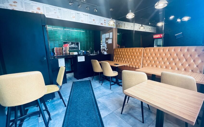 Fully Equipped Takeaway/Restaurant for Sale – Turnkey Opportunity – A3 License – 5-Star Rated,  – AJ’s Lemon Chicken, Luton!!!