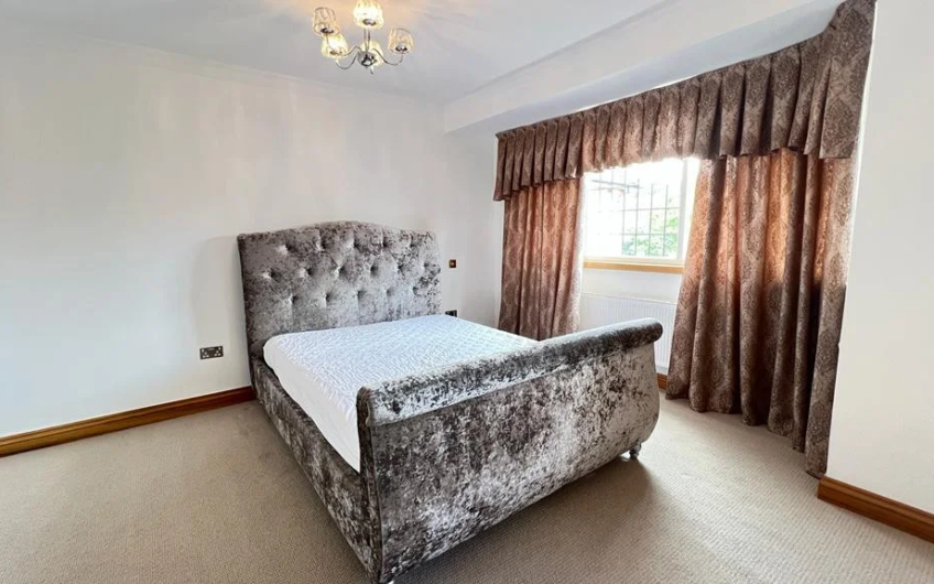 Exceptional 5 Bed Deatched House For Rent in Bedford MK42!!!