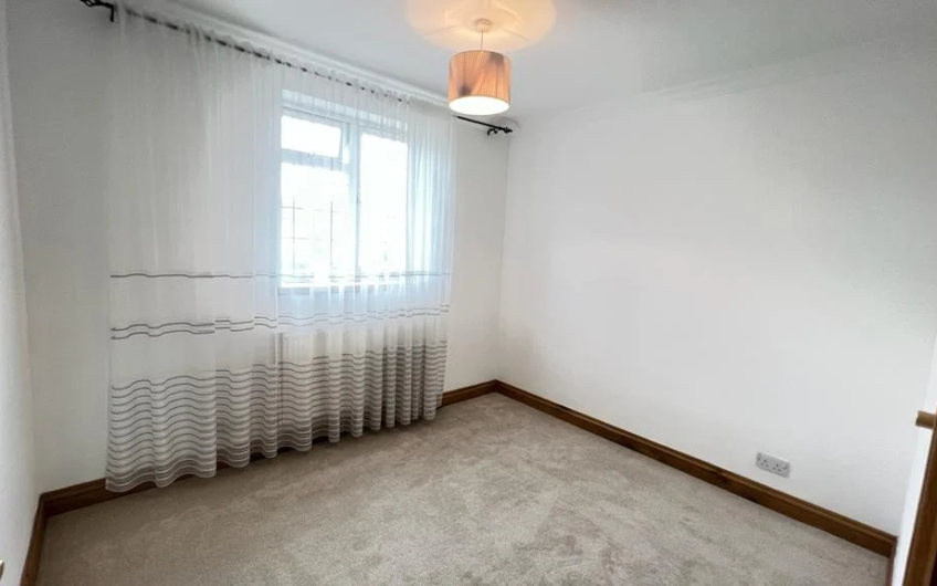Exceptional 5 Bed Deatched House For Rent in Bedford MK42!!!