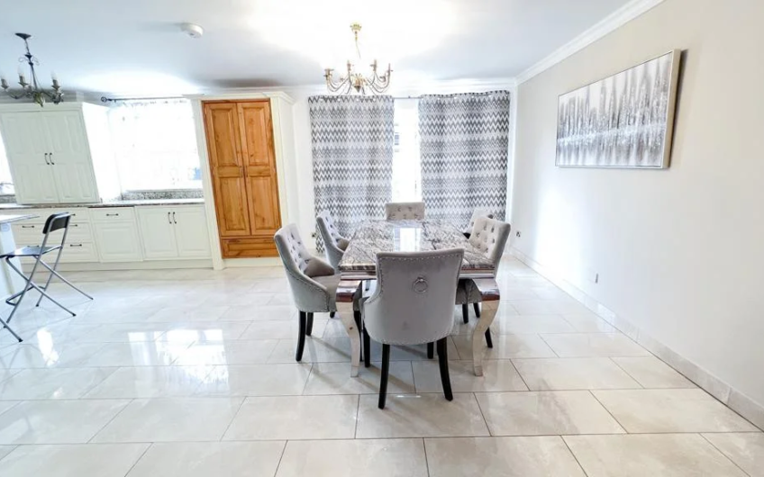 Exceptional 5 Bed Deatched House For Rent in Bedford MK42!!!