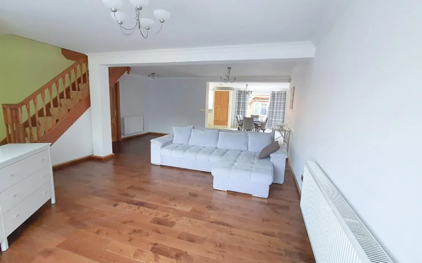 Exceptional 5 Bed Deatched House For Rent in Bedford MK42!!!