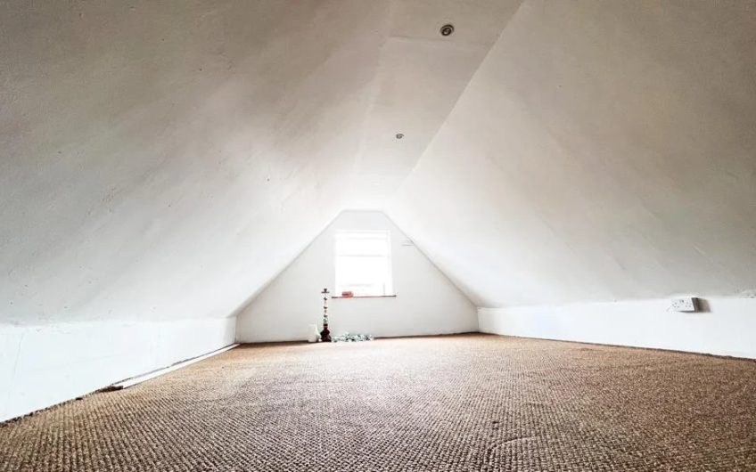 Exceptional 5 Bed Deatched House For Rent in Bedford MK42!!!