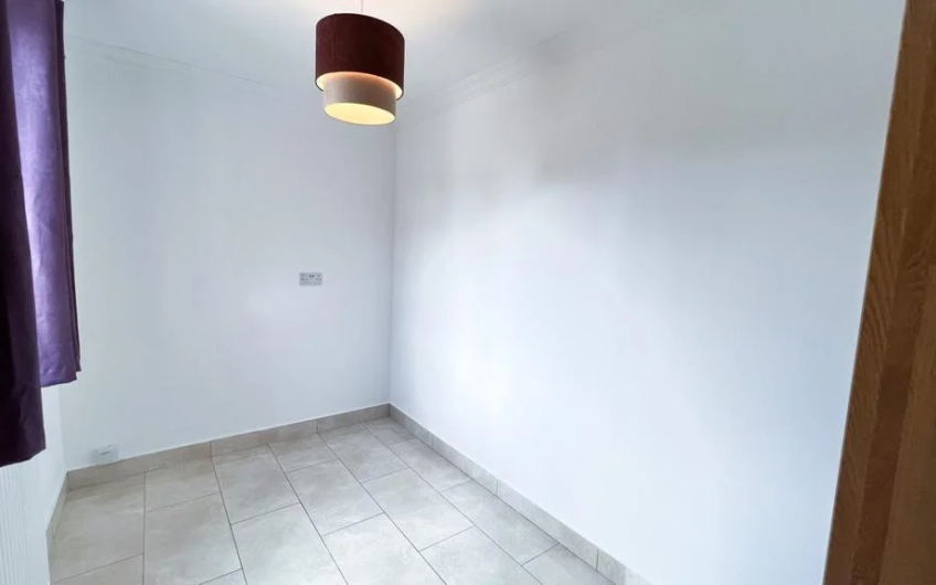 Exceptional 5 Bed Deatched House For Rent in Bedford MK42!!!