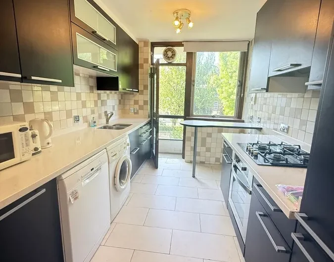 2 Bedroom Flat available for Sale in London, W2!!!