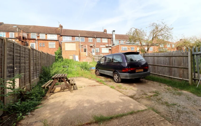 2 Bedrooms Flat available for Rent in Luton, LU2!!!