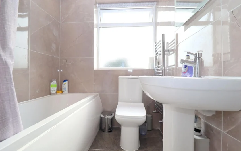 2 Bedrooms Flat available for Rent in Luton, LU2!!!