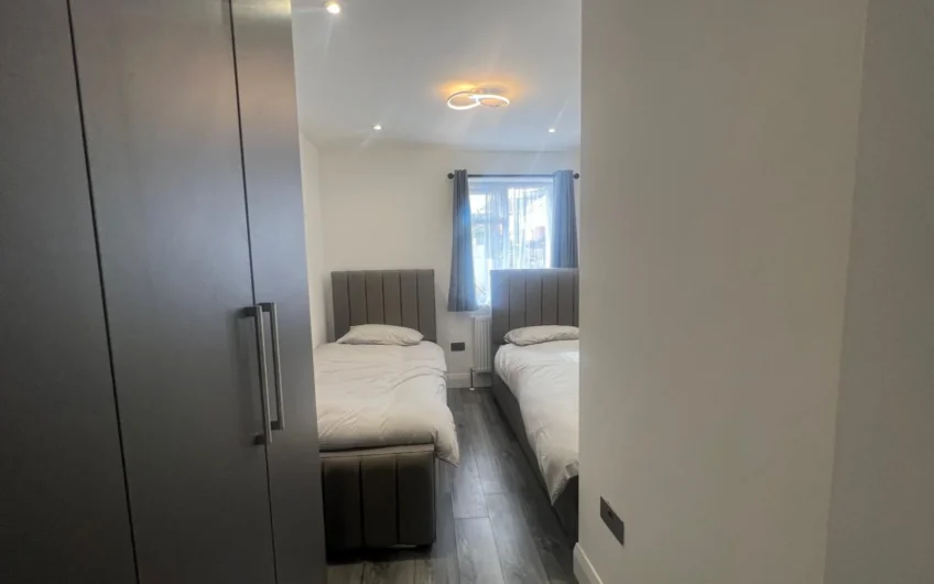 2 Bedrooms Flat available for Rent in Luton, LU2!!!