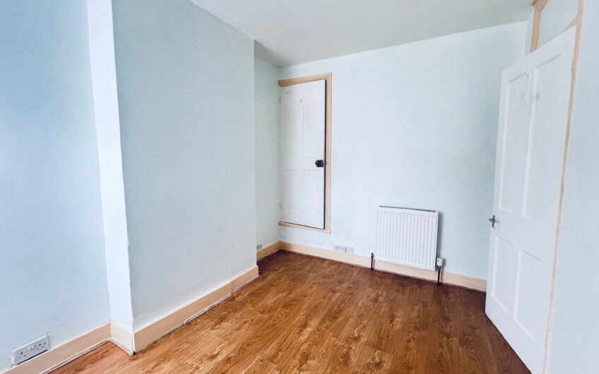 3-Bedroom house available for Rent in Luton, LU1!!!