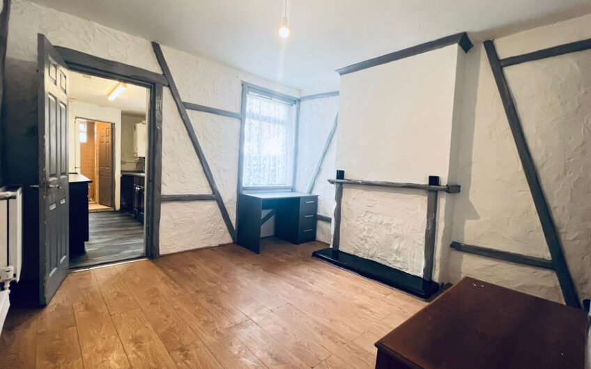 3-Bedroom house available for Rent in Luton, LU1!!!