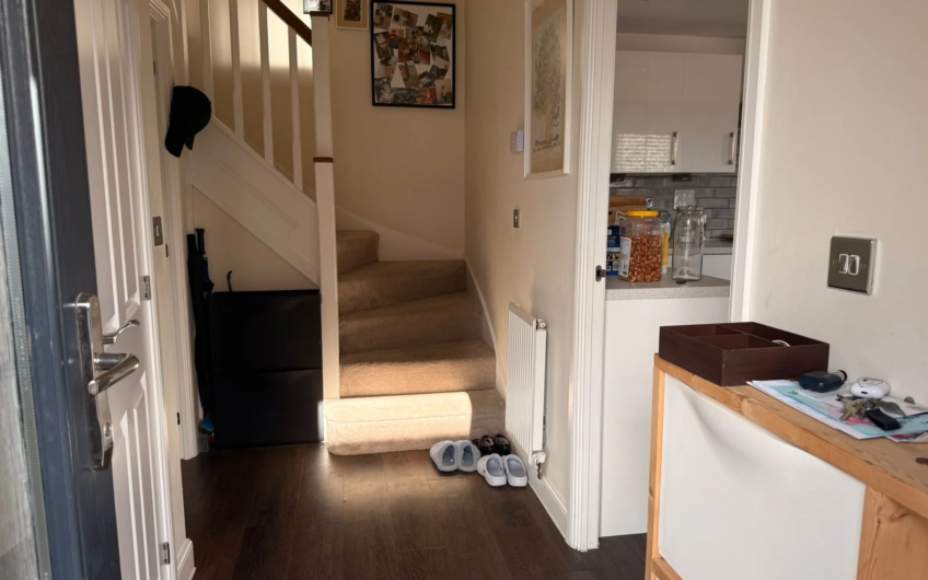 4-Bedrooms house Available for Rent in Dunstable LU5!!!