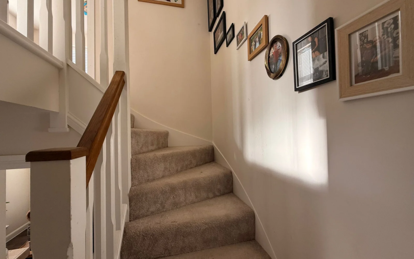 4-Bedrooms house Available for Rent in Dunstable LU5!!!