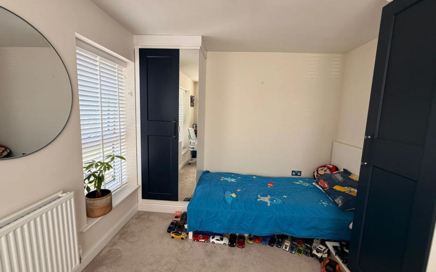 4-Bedrooms house Available for Rent in Dunstable LU5!!!