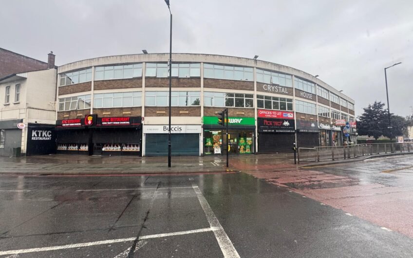 Available Modern 2nd Floor Office Suite in Crystal House, Luton LU1!!!