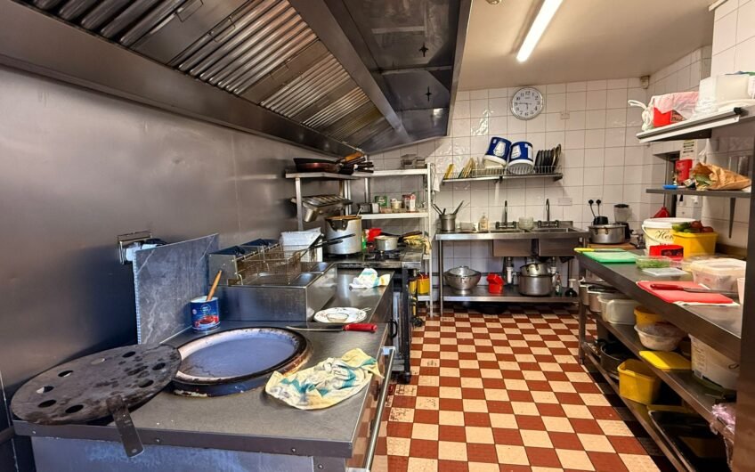 Available fully operational and well-established Indian restaurant in the Heart of Dunstable LU6!!!