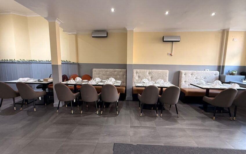 Available fully operational and well-established Indian restaurant in the Heart of Dunstable LU6!!!