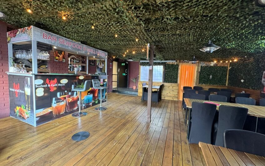 Excellent Opportunity, Available a premium Restaurant in Marsh Road, Luton, LU3!!!