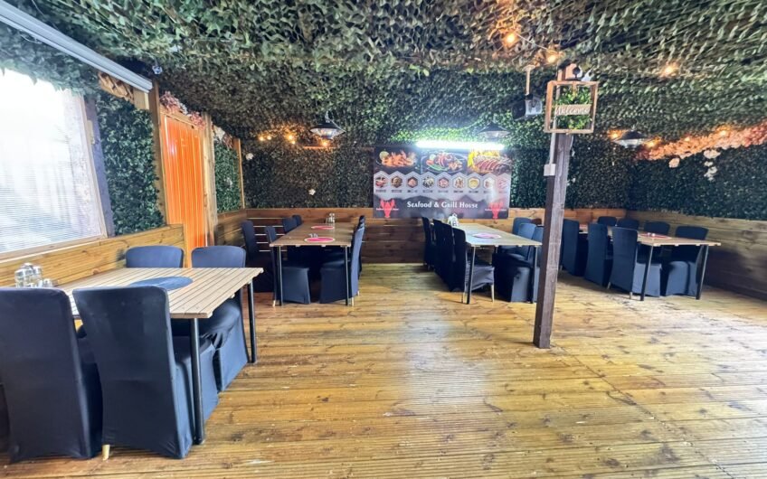 Excellent Opportunity, Available a premium Restaurant in Marsh Road, Luton, LU3!!!