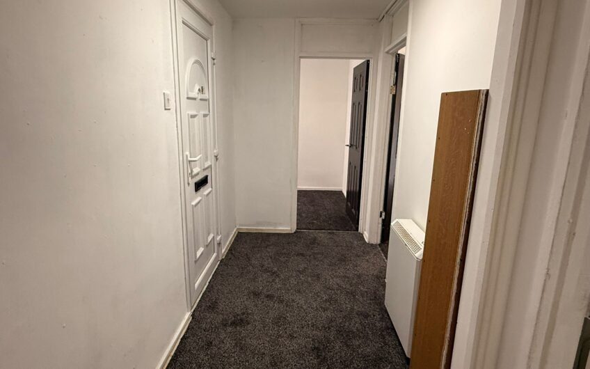 Available 2 Bedroom Flat situated in the heart of Luton Downs Road LU1!!!