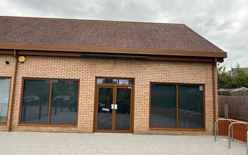 Available Coffee shop at Lakeview village wixem in Bedford MK42!!!