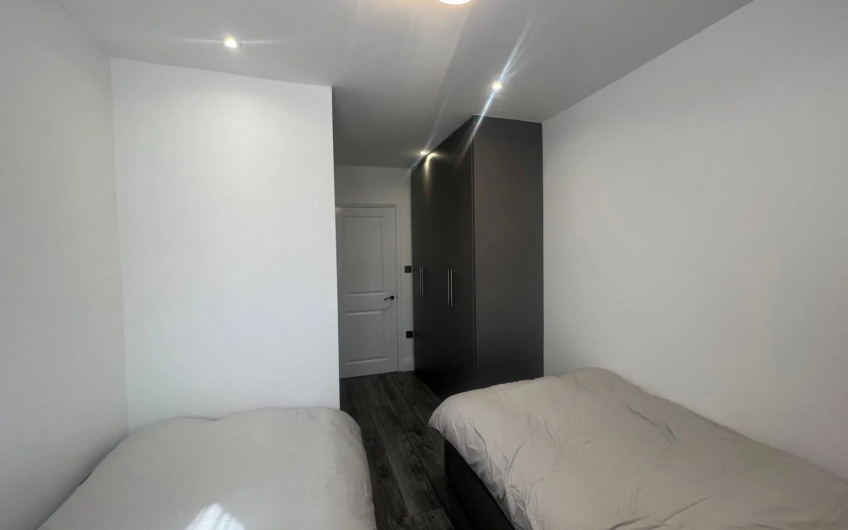 Specious Charming 2 Bedrooms Flat available for Rent in Luton, LU2!!!