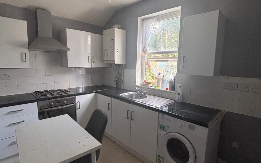 Available attractive and comfortable 2-Bedroom Flat in Talbot Road Luton, LU2!!!