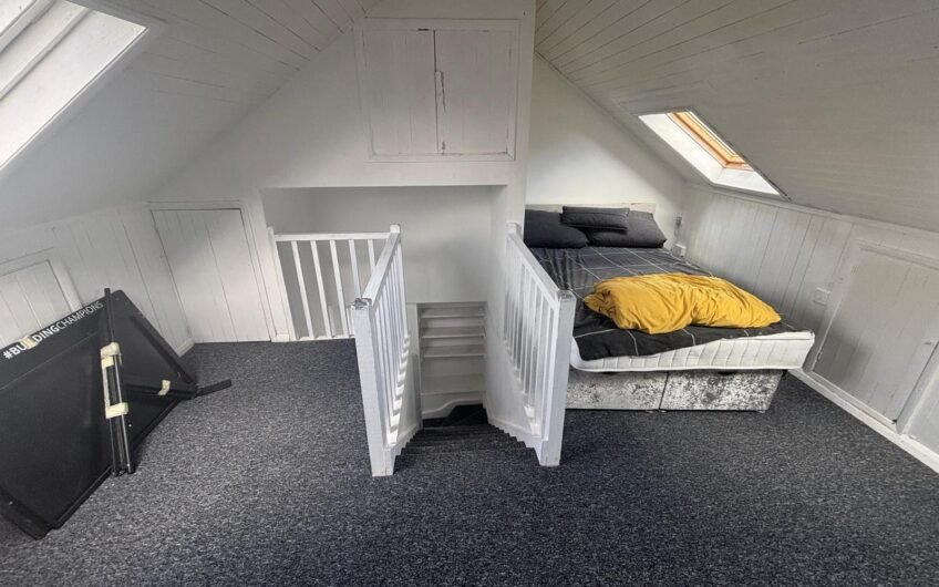Available attractive and comfortable 2-Bedroom Flat in Talbot Road Luton, LU2!!!