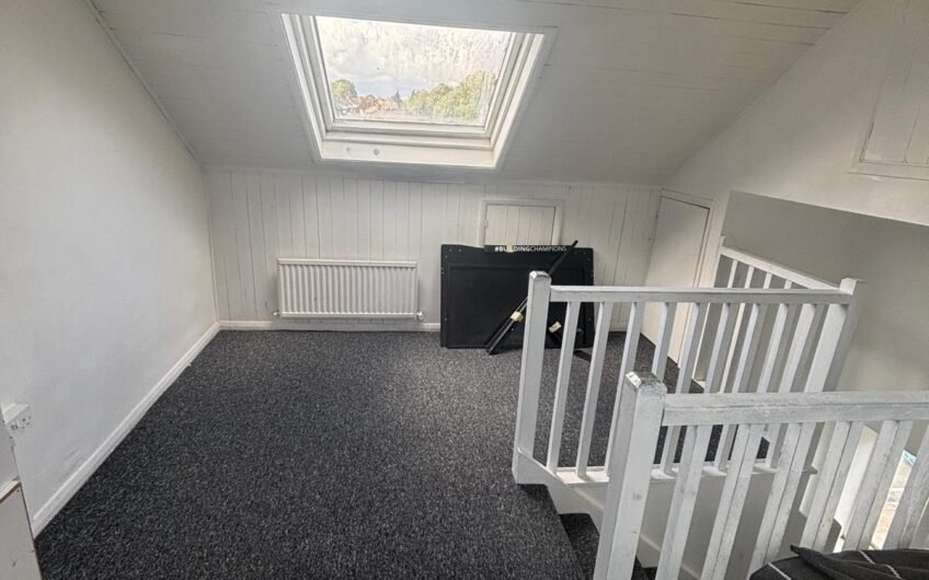 Available attractive and comfortable 2-Bedroom Flat in Talbot Road Luton, LU2!!!
