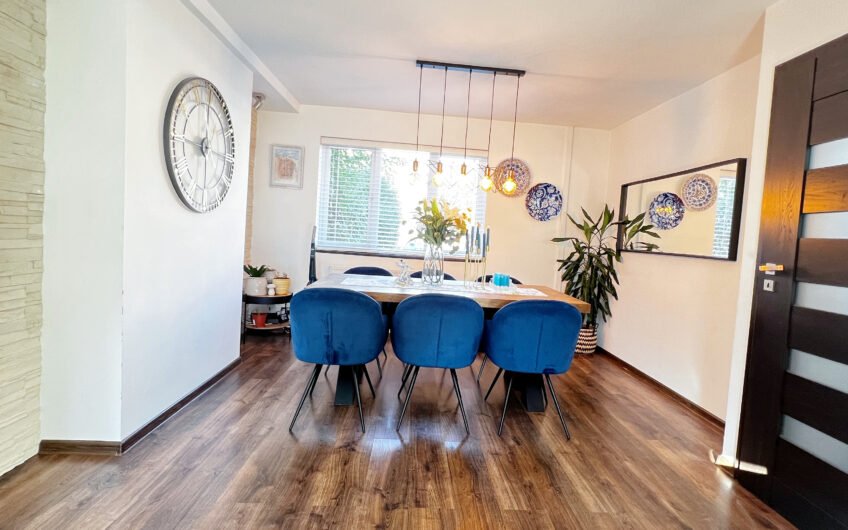 Luxurious 3-Bedroom Semi-Detached House with an Additional Garden Room – Fully Furnished in Heart of Luton LU4!!!