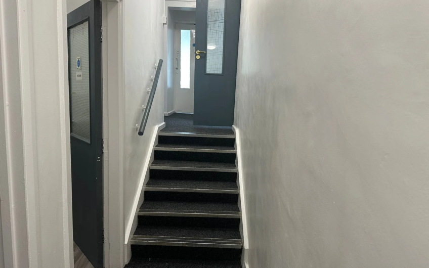 Available Fully Furnished Office Space in Henlow Suite, LU1!!!