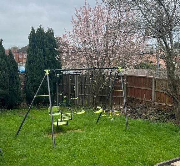 Available for rent, Beautiful 4-Bedroom Home in a Prime Location Luton LU4!!!