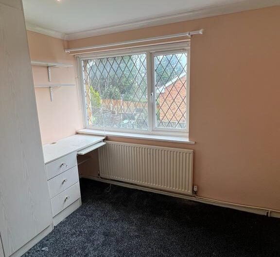 Available for rent, Beautiful 4-Bedroom Home in a Prime Location Luton LU4!!!