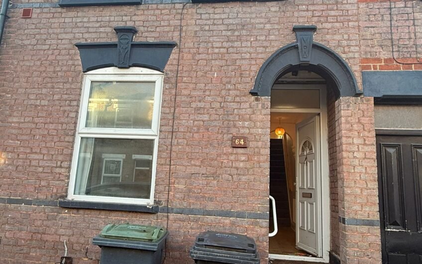 Available for rent, Beautiful 3-Bedroom Terraced House in Luton LU1!!!