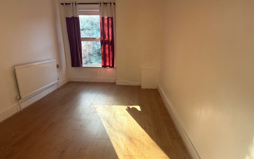 Available for rent, Beautiful 3-Bedroom Terraced House in Luton LU1!!!